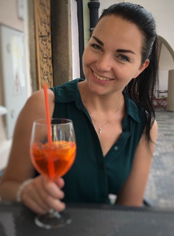 sensual companion in klosters